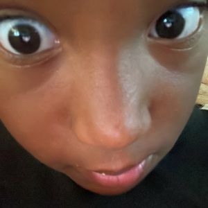 Meet your Posher, Torri